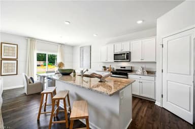 107 Gallop WAY, YORKTOWN VA 23690 thumb 1