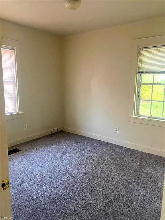 1203 Weiss ST, EMPORIA VA 23847 thumb 6