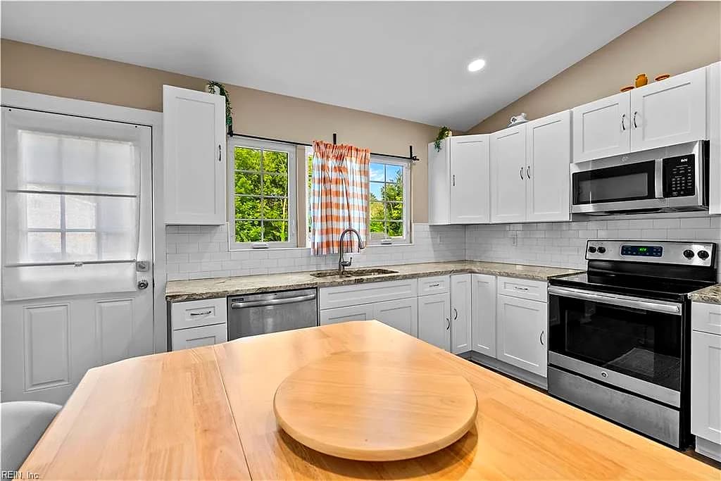 1226 Poquoson AVE, POQUOSON VA 23662 thumb 12
