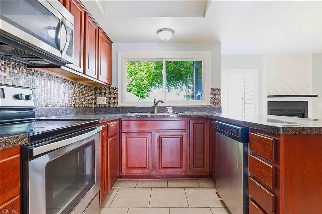 807 Tuition Drive DR, VIRGINIA BEACH VA 23462 thumb 9