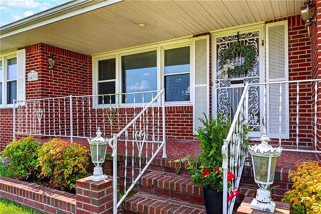 8497 Gates RD, SUFFOLK VA 23437 - Photo 5