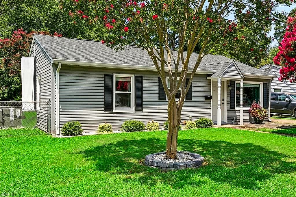 467 Cedar DR, HAMPTON VA 23669 - Photo 4