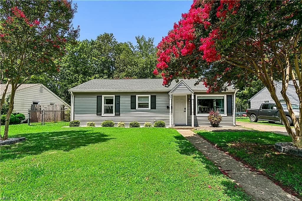 467 Cedar DR, HAMPTON VA 23669 - Photo 5
