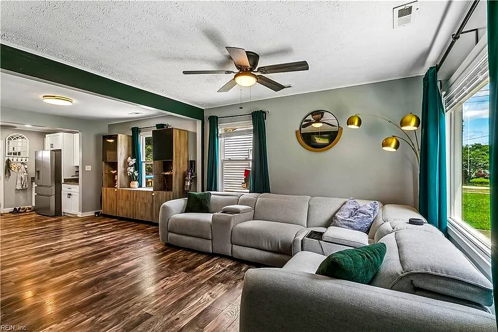 467 Cedar DR, HAMPTON VA 23669 thumb 9