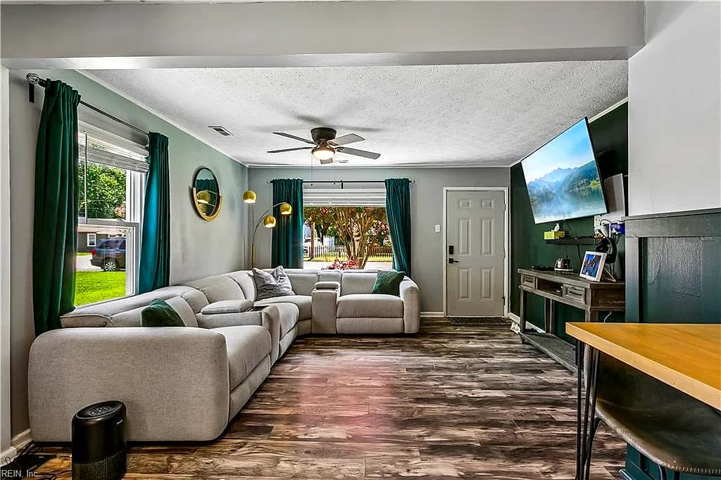 467 Cedar DR, HAMPTON VA 23669 thumb 10