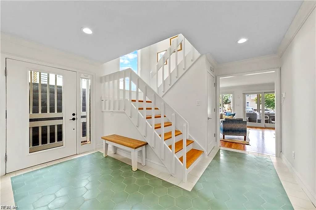 109 83rd ST, VIRGINIABEACH VA 23451 - Photo 5