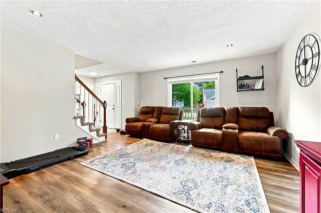 7 Copper Kersey DR, HAMPTON VA 23666 - Photo 4