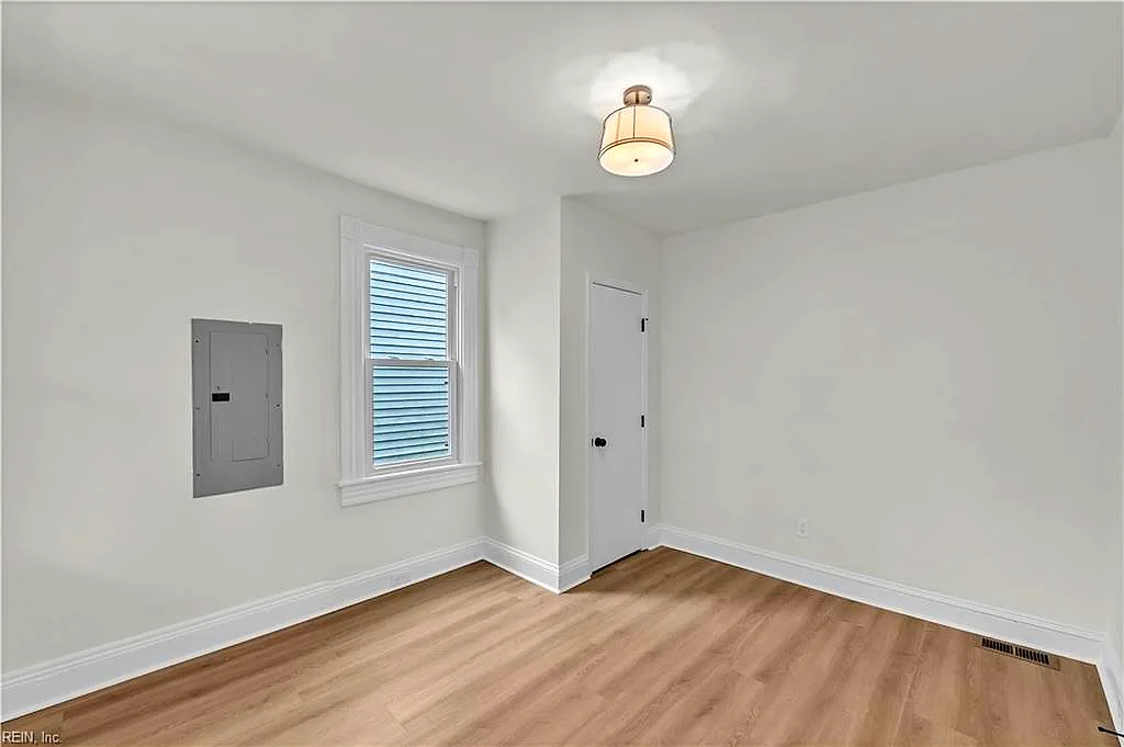 1312 Hull ST, CHESAPEAKE VA 23324 thumb 9