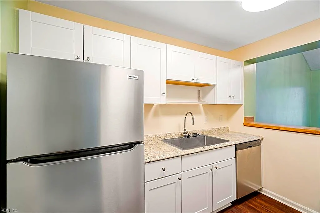 1302 Elk CT, VIRGINIABEACH VA 23464 thumb 12
