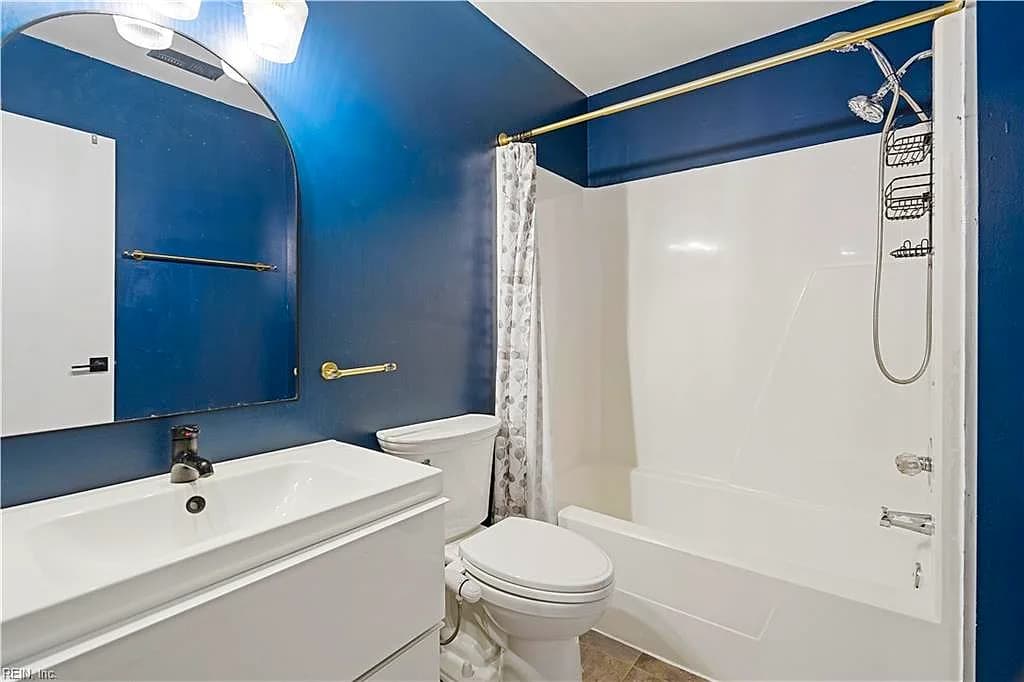 1302 Elk CT, VIRGINIABEACH VA 23464 - Photo 5