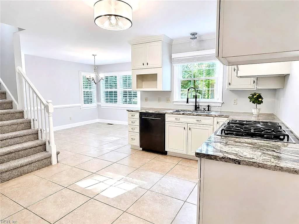 1045 Winchester WAY, CHESAPEAKE VA 23320 thumb 9