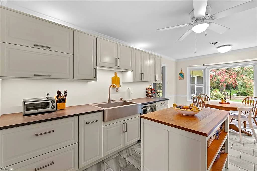 3249 Pioneer LN, CHESAPEAKE VA 23323 thumb 9