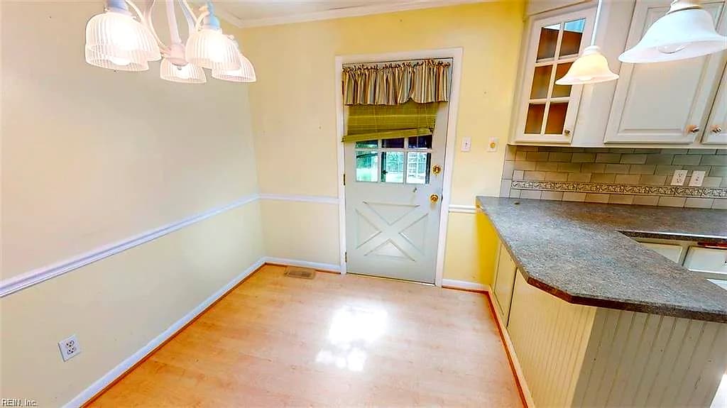 110 Londonshire TER, HAMPTON VA 23666 thumb 9