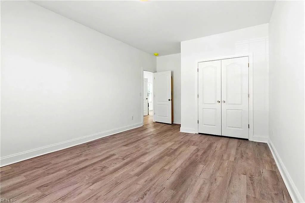 305 W Cypress ST, ELIZABETHCITY NC 27909 thumb 11