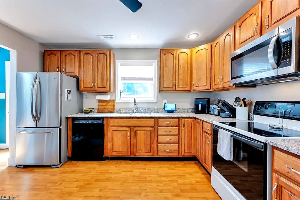 1404 Larkview DR, VIRGINIABEACH VA 23454 thumb 6