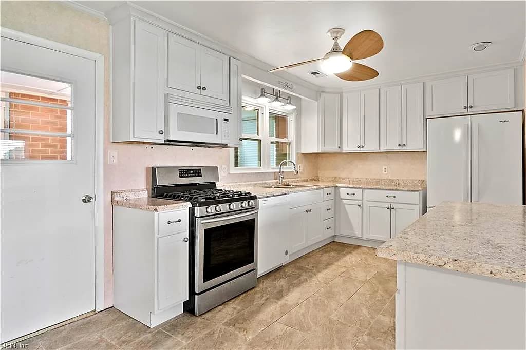101 Barcroft DR, SMITHFIELD VA 23430 thumb 10