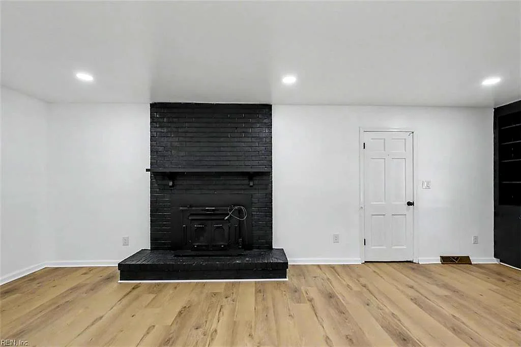 212 Watkins DR, HAMPTON VA 23669 thumb 11