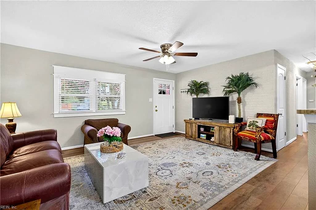 324 Appian AVE, VIRGINIABEACH VA 23452 - Photo 4