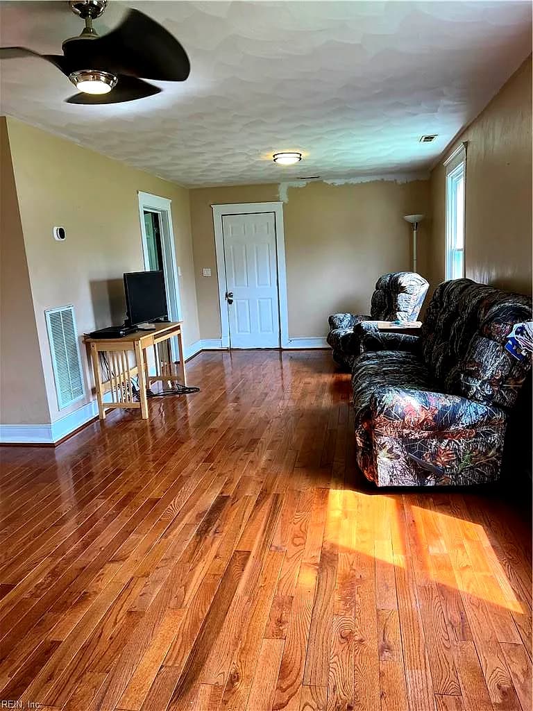14 B AVE, WINDSOR VA 23487 thumb 12