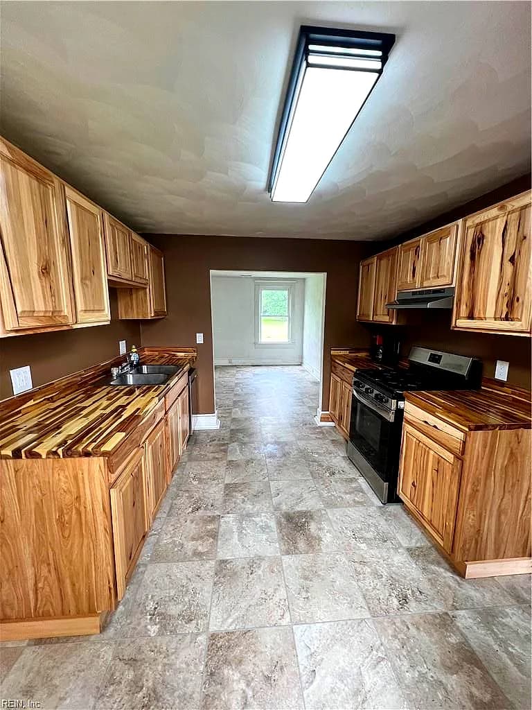 14 B AVE, WINDSOR VA 23487 - Photo 3