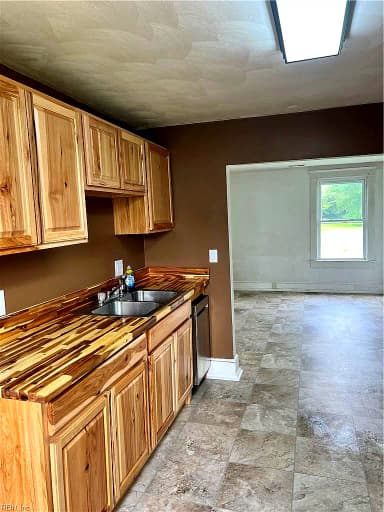 14 B AVE, WINDSOR VA 23487 thumb 6