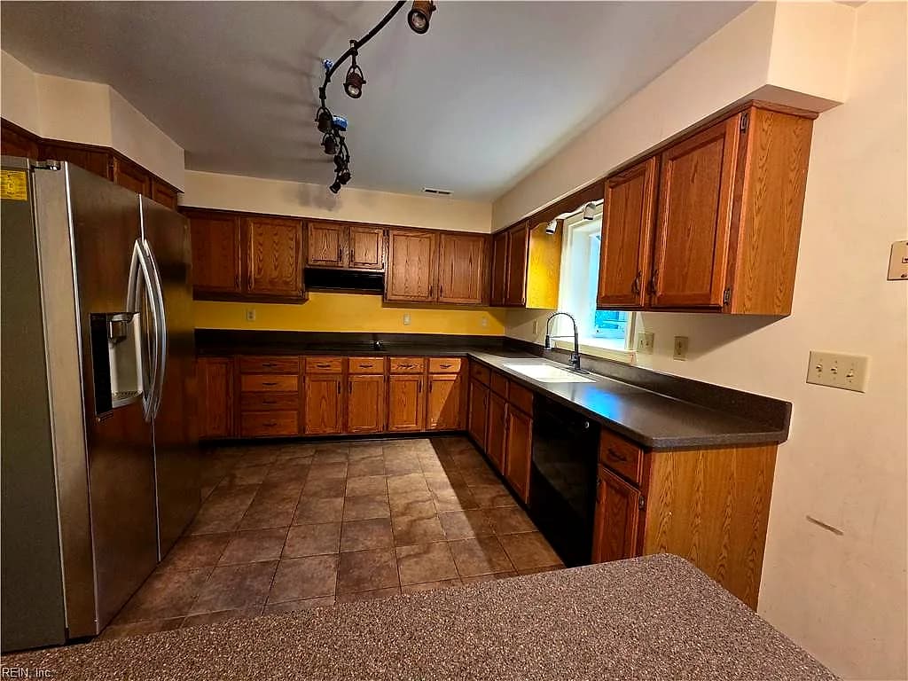 553 Broad Bend CIR, CHESAPEAKE VA 23320 thumb 12