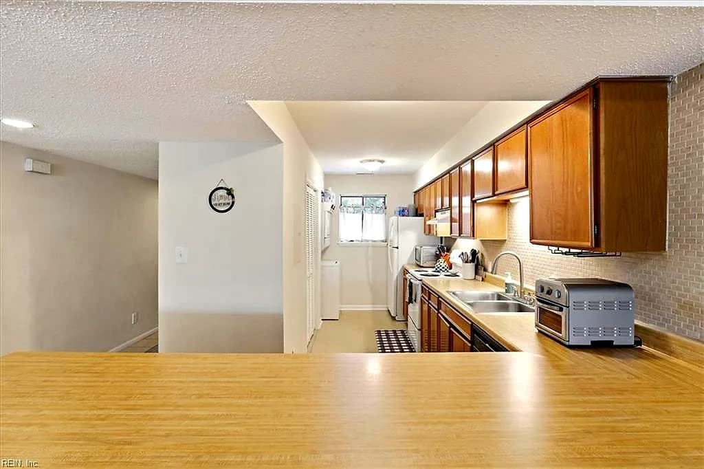 3200 Lynnhaven DR #203, VIRGINIA BEACH VA 23451 thumb 10