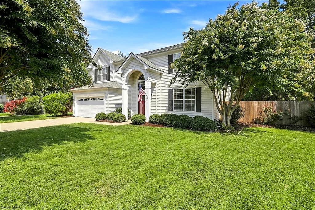 325 Calvary WAY, SMITHFIELD VA 23430 - Photo 3
