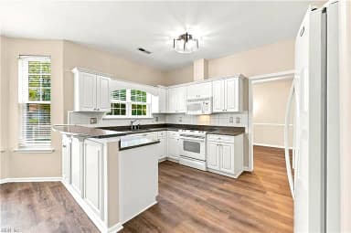 325 Calvary WAY, SMITHFIELD VA 23430 thumb 9