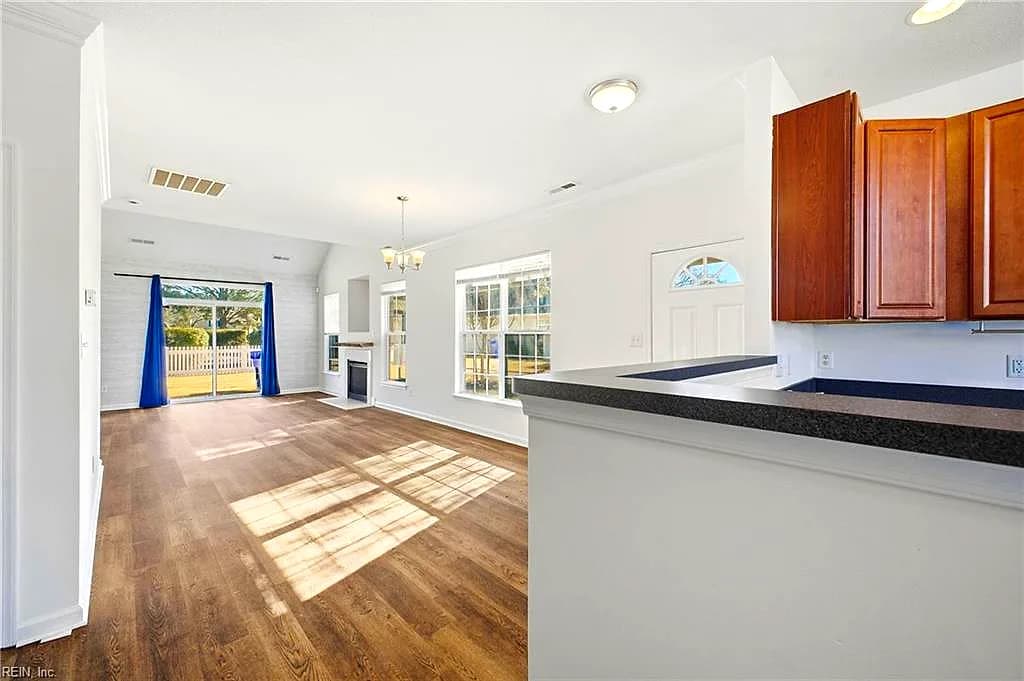 2021 Livingston St NONE, SUFFOLK VA 23435 - Photo 4
