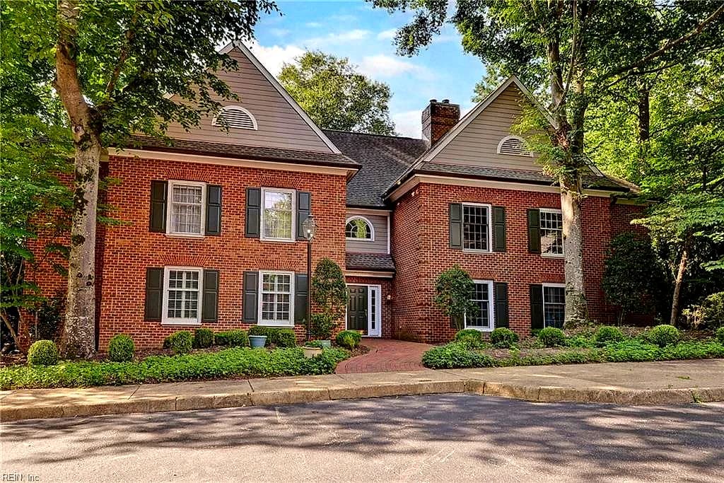 225 Woodmere DR #C, WILLIAMSBURG VA 23185 - Photo 2