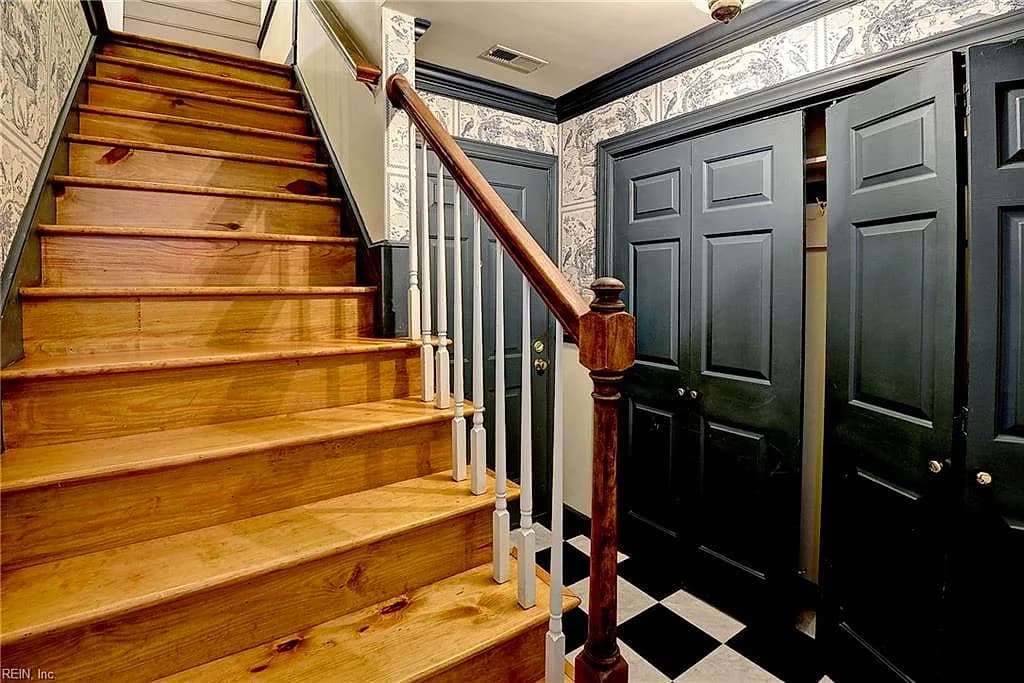 225 Woodmere DR #C, WILLIAMSBURG VA 23185 - Photo 5