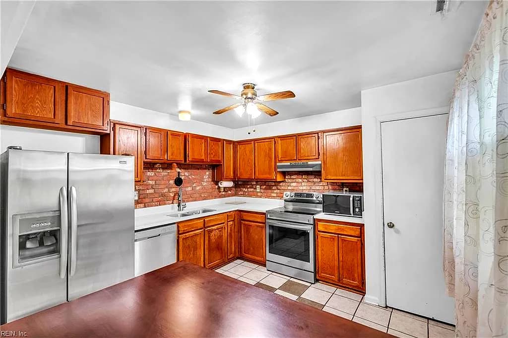 5409 Glenville CIR, VIRGINIABEACH VA 23464 thumb 8