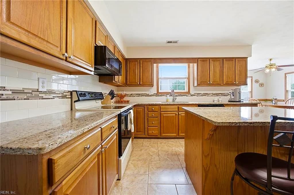 1221 Sanderson RD, CHESAPEAKE VA 23322 thumb 10