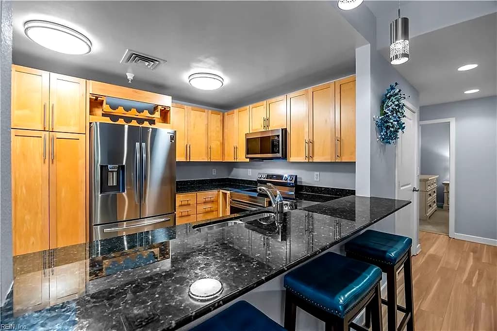 3700 Sandpiper RD #102A, VIRGINIABEACH VA 23456 thumb 9
