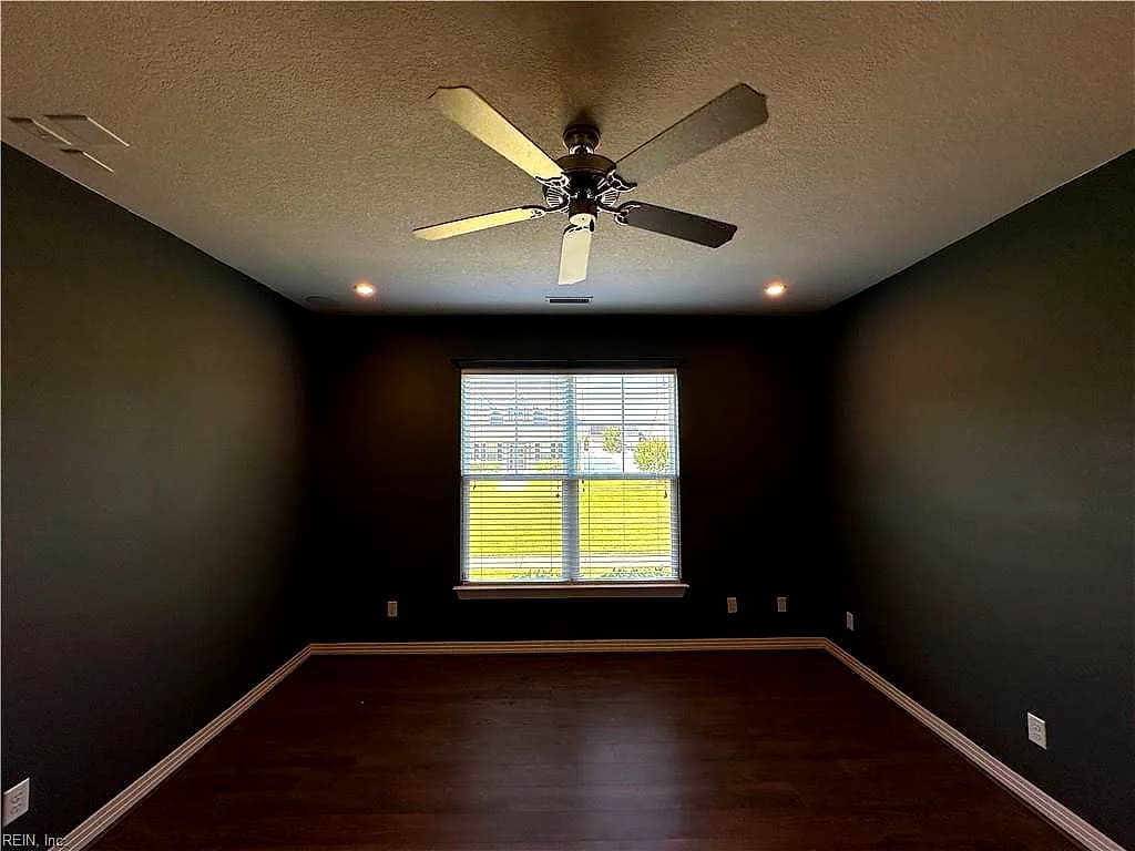2212 Martlet LN, VIRGINIABEACH VA 23456 thumb 9