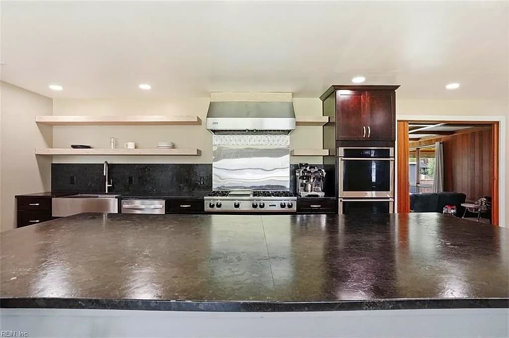 2105 Sterling Point DR, PORTSMOUTH VA 23703 thumb 11