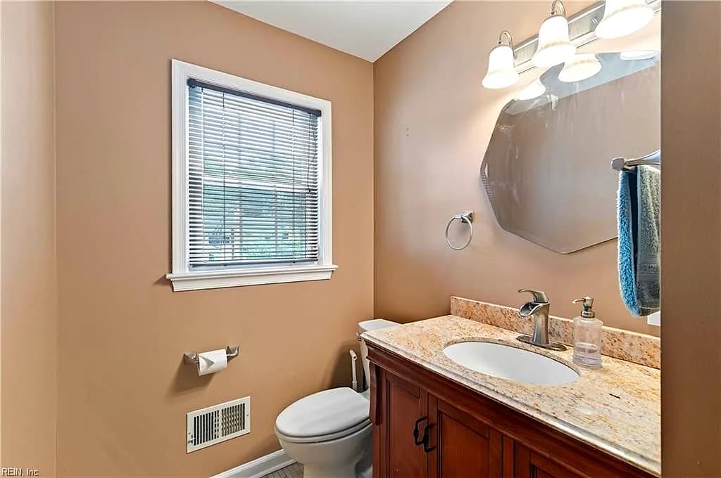 80 Croatan RD, NEWPORTNEWS VA 23606 thumb 12