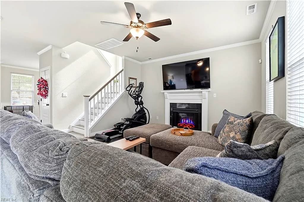 240 Hurdle DR, CHESAPEAKE VA 23322 thumb 12