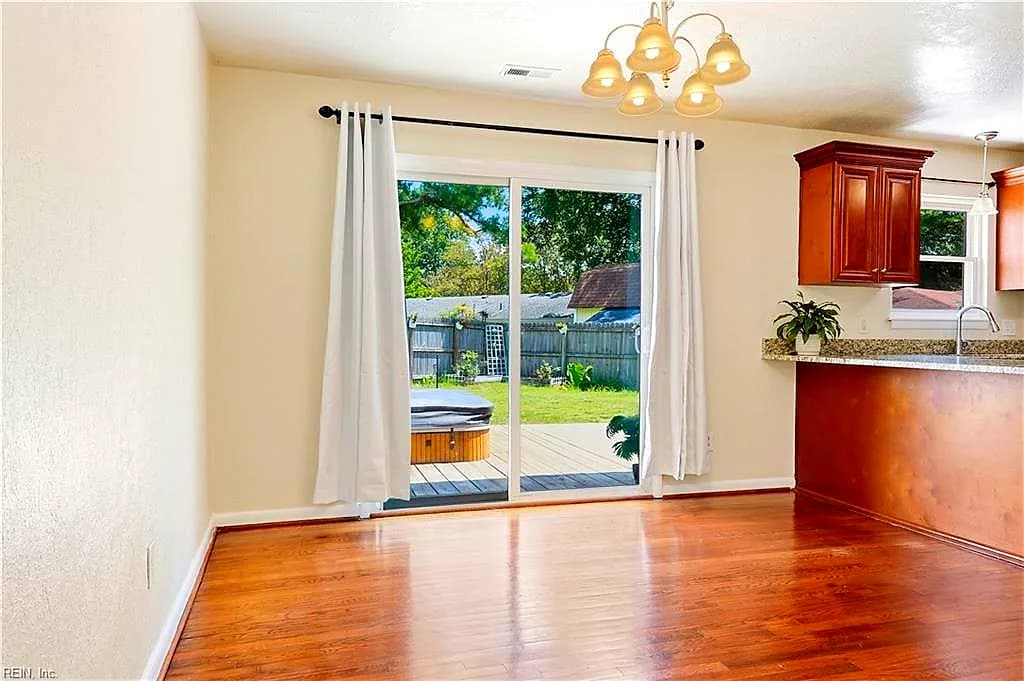 3869 William Penn BLVD, VIRGINIA BEACH VA 23452 - Photo 4