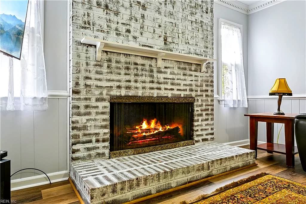 21 E Governor DR, NEWPORT NEWS VA 23602 thumb 12