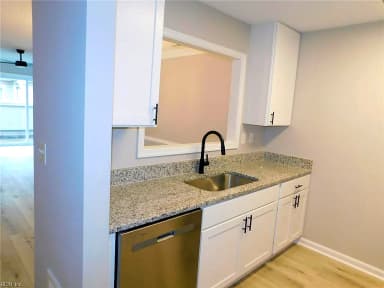 2351 Old Greenbrier RD, CHESAPEAKE VA 23325 thumb 6