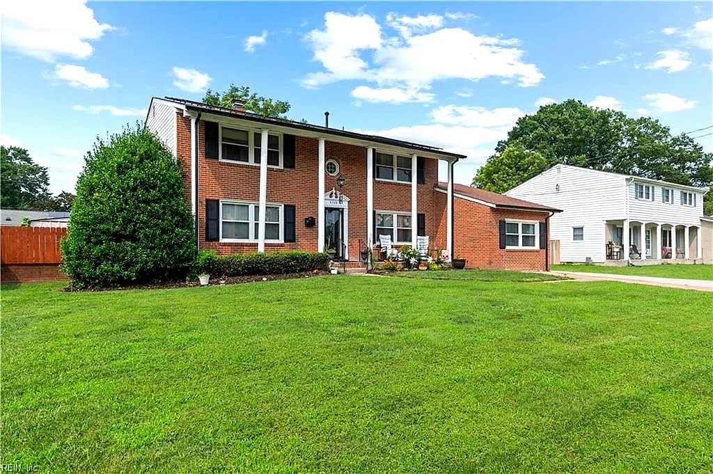 5328 Sir Barton DR, VIRGINIA BEACH VA 23462 - Main photo