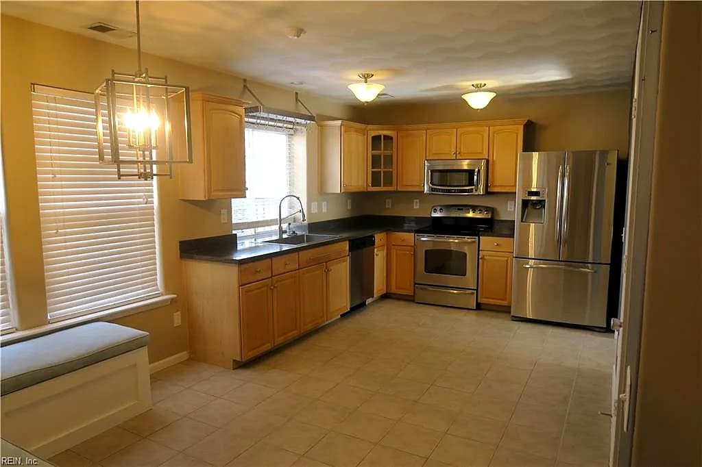 669 Pawleys ARCH, VIRGINIABEACH VA 23462 - Photo 3