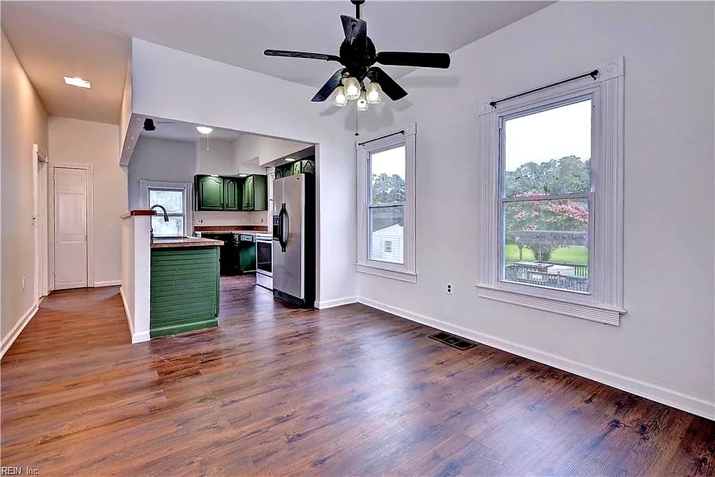 216 Beach RD, HAMPTON VA 23664 thumb 12