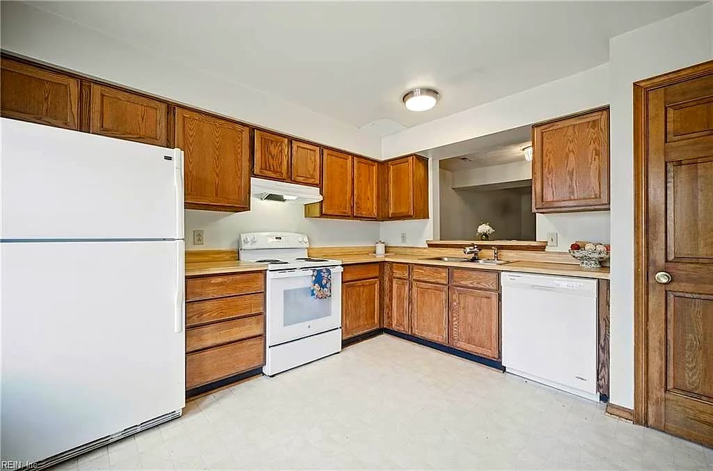 2303 Breakers CT, VIRGINIABEACH VA 23451 thumb 12