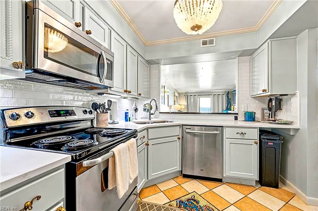 1301 Atlantic AVE #403, VIRGINIA BEACH VA 23451 thumb 12