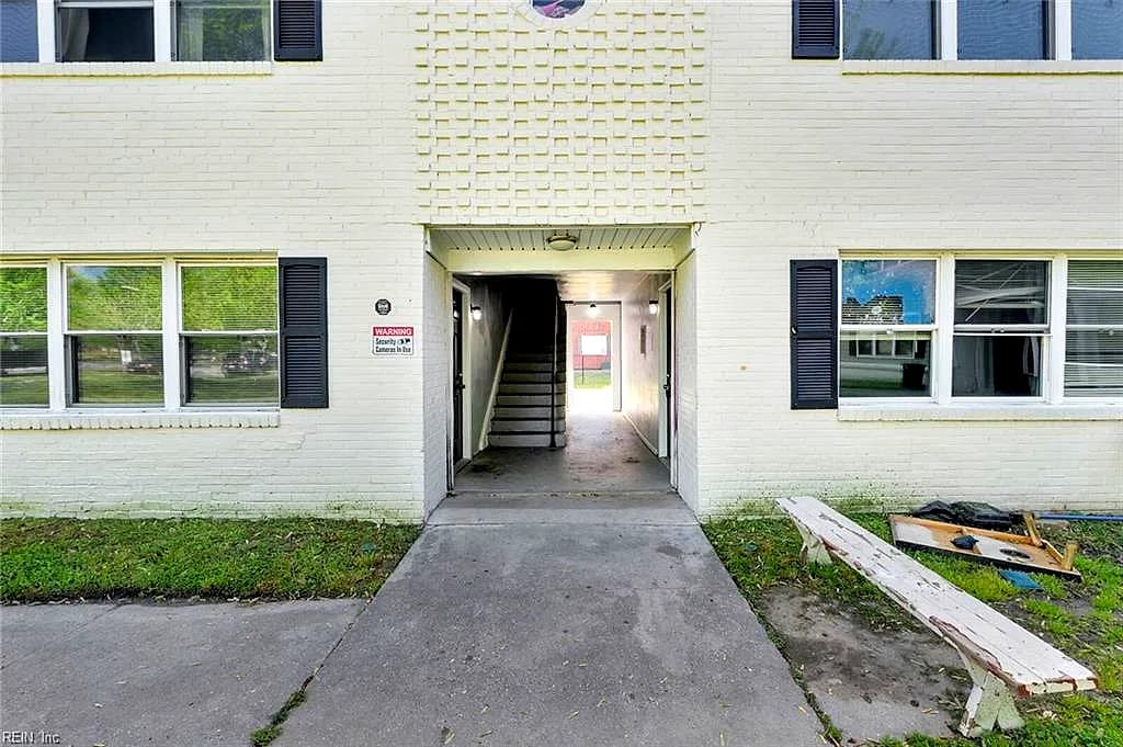 642 Dresden DR #B, NEWPORTNEWS VA 23601 - Photo 3