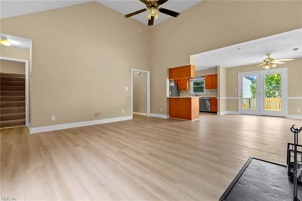 317 Spurlane CIR, CHESAPEAKE VA 23322 thumb 6