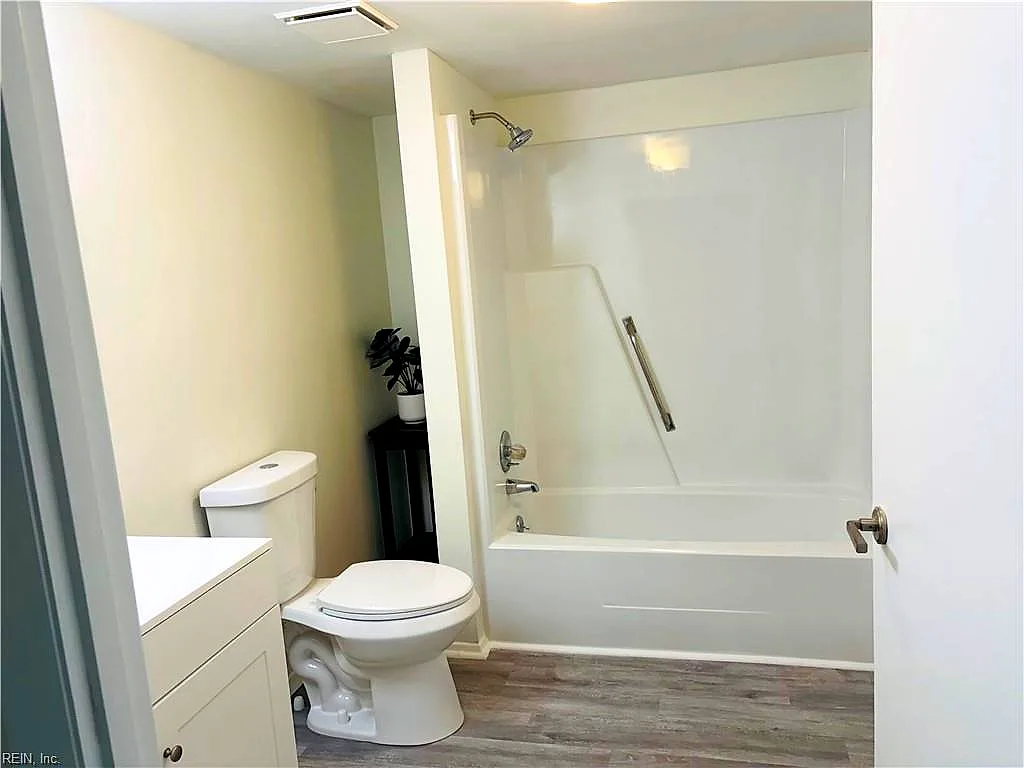 1222 E Ocean View AVE #204, NORFOLK VA 23503 thumb 7